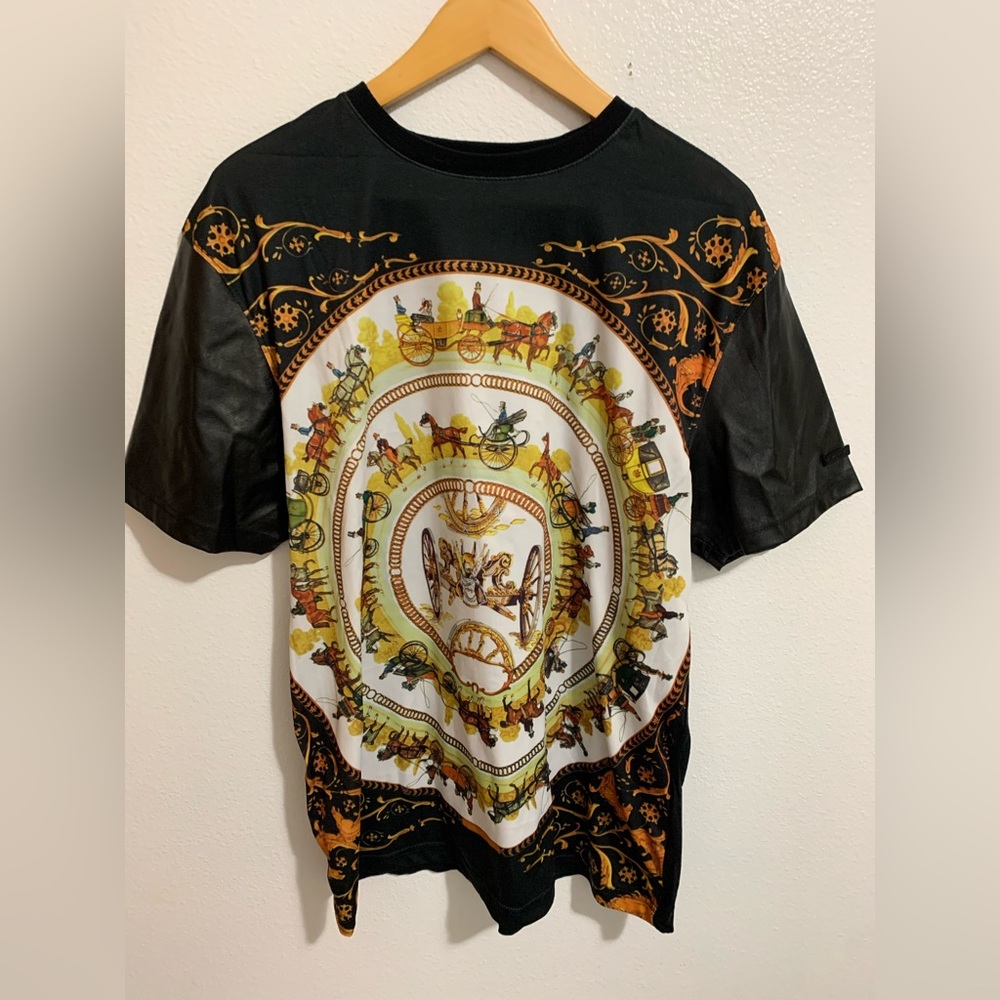 Akademiks horse and buggy t-shirt size XL